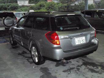 2005 Subaru Outback Pictures