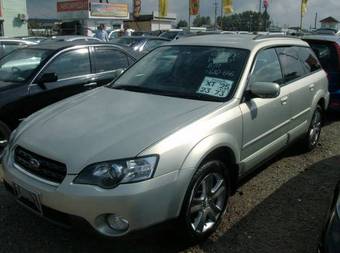 2005 Subaru Outback Pictures