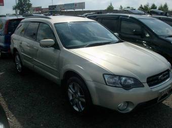 2005 Subaru Outback Photos