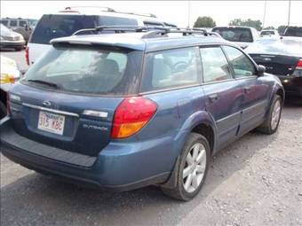 2005 Subaru Outback Pictures