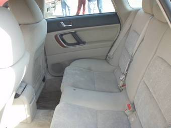 2005 Subaru Outback Pics
