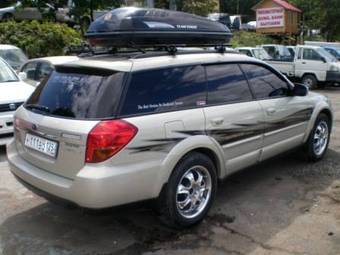 2005 Subaru Outback Photos