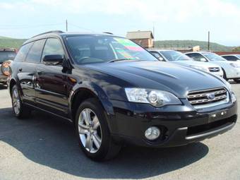 2005 Subaru Outback Photos