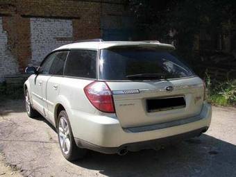 2007 Subaru Outback Photos