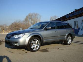 2007 Subaru Outback Photos