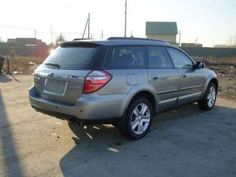 2007 Subaru Outback Pictures