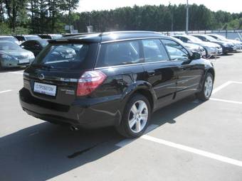 2007 Subaru Outback Pictures