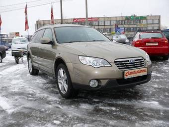 2008 Subaru Outback Pictures