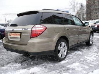 2008 Subaru Outback Pictures