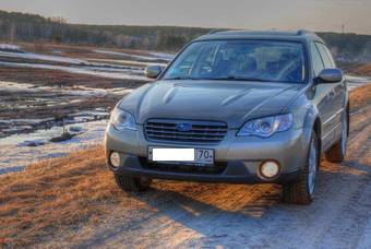 2008 Subaru Outback Photos