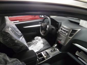 2011 Subaru Outback Photos