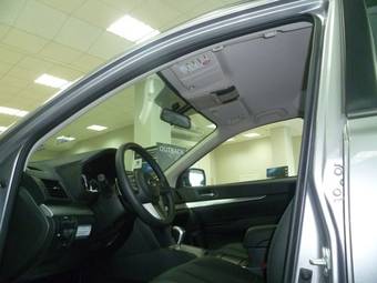 2011 Subaru Outback Pics
