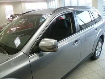 2011 Subaru Outback Wallpapers