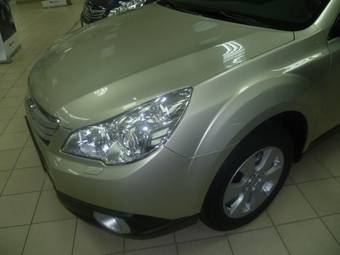 2011 Subaru Outback Wallpapers