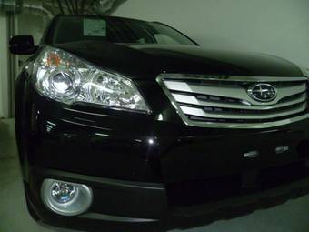 2011 Subaru Outback Pictures