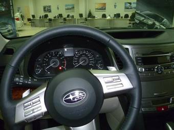 2011 Subaru Outback Pics