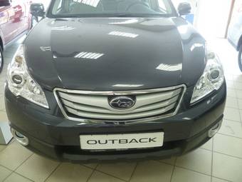 2011 Subaru Outback Photos