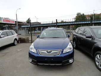 2012 Subaru Outback Photos