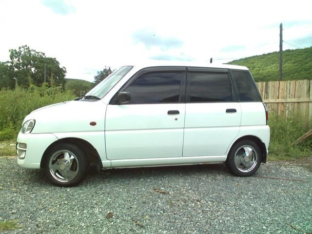 2001 Subaru Pleo