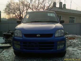 2001 Subaru Pleo Pictures
