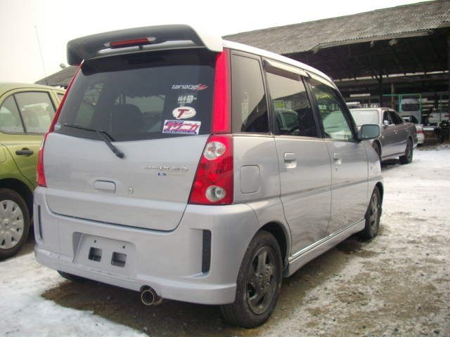 2003 Subaru Pleo