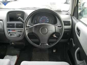 2005 Subaru Pleo Photos