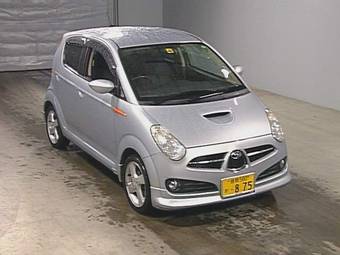 2003 Subaru R2 Pictures