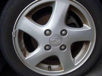 2004 Subaru R2 Photos