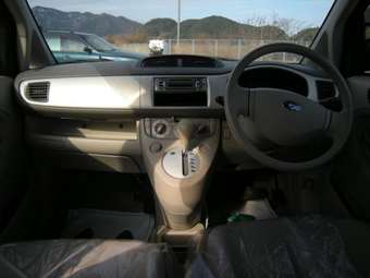 2004 Subaru R2 Pics