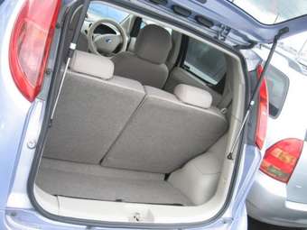2004 Subaru R2 Pics