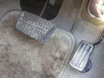 2004 Subaru R2 Pics