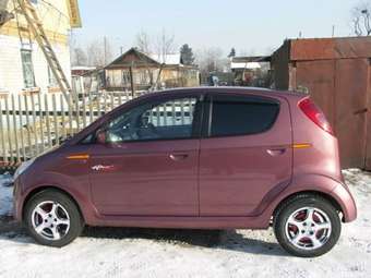 2004 Subaru R2 Photos