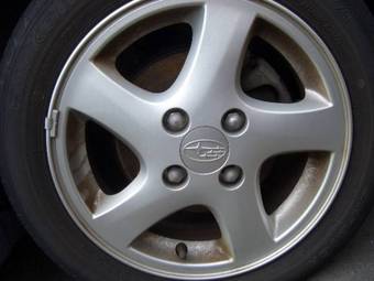 2004 Subaru R2 Photos