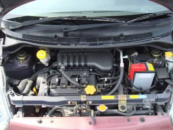 2004 Subaru R2 Pictures