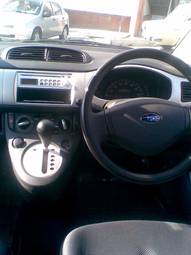 2004 Subaru R2 Photos