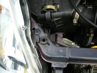 2004 Subaru R2 Pictures