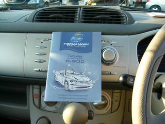 2004 Subaru R2 Photos