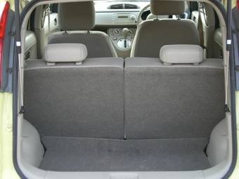 2004 Subaru R2 Pictures