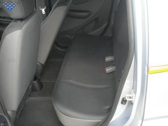 2004 Subaru R2 Pictures