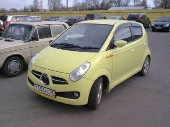 2004 Subaru R2 Pics