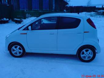 2005 Subaru R2 Pictures