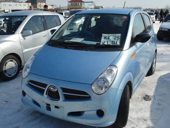 2005 Subaru R2 Pictures