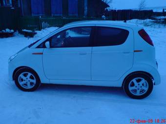 2005 Subaru R2 Pictures