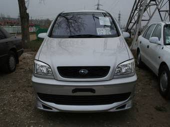 2001 Subaru Traviq Pictures