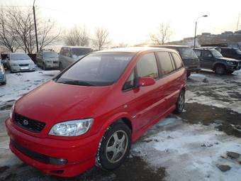 2001 Subaru Traviq Pictures