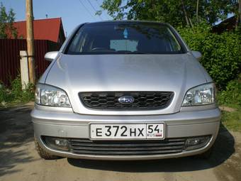 2001 Subaru Traviq Pictures