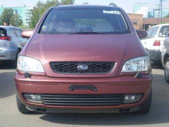 2001 Subaru Traviq Pictures