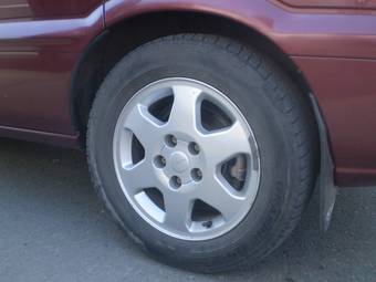 2001 Subaru Traviq Pictures