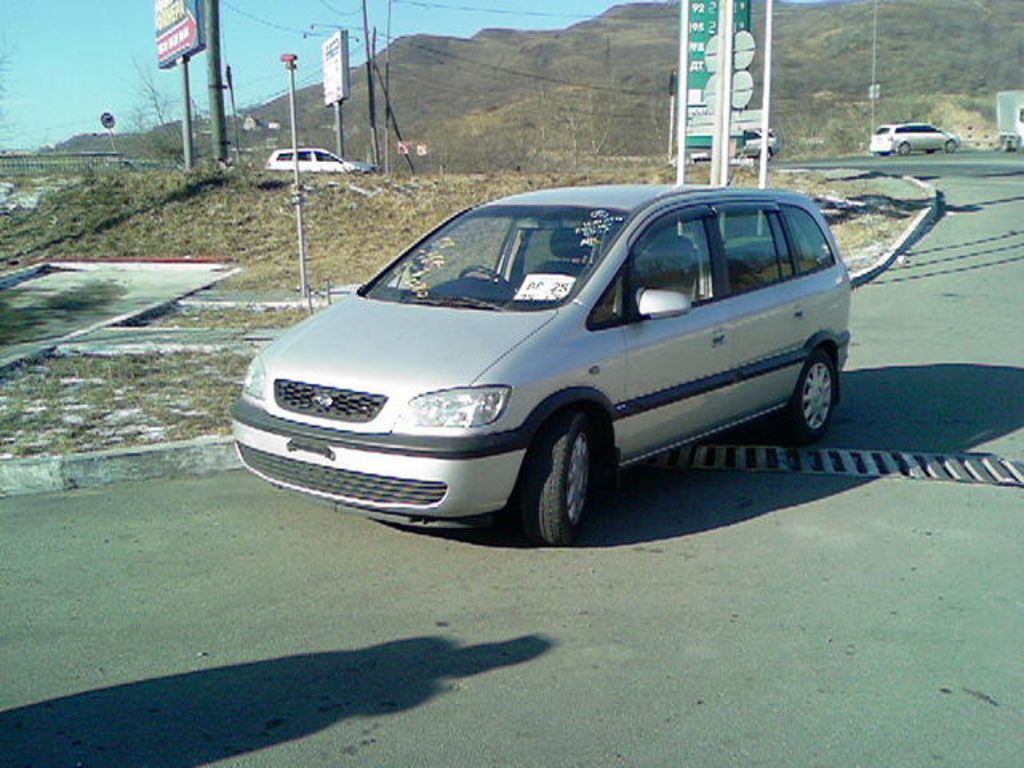 2002 Subaru Traviq