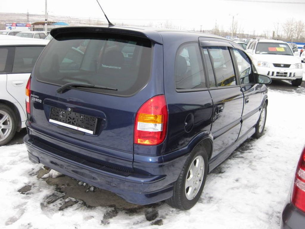 2002 Subaru Traviq